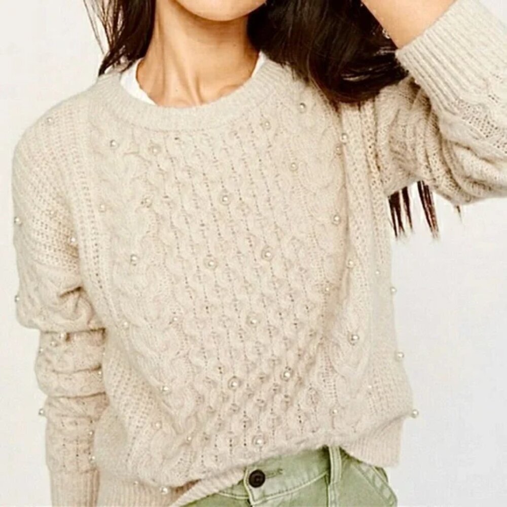 Abercrombie & Fitch Ivory Wool Blend Cable Knit Pearl Detail Sweater Medium
